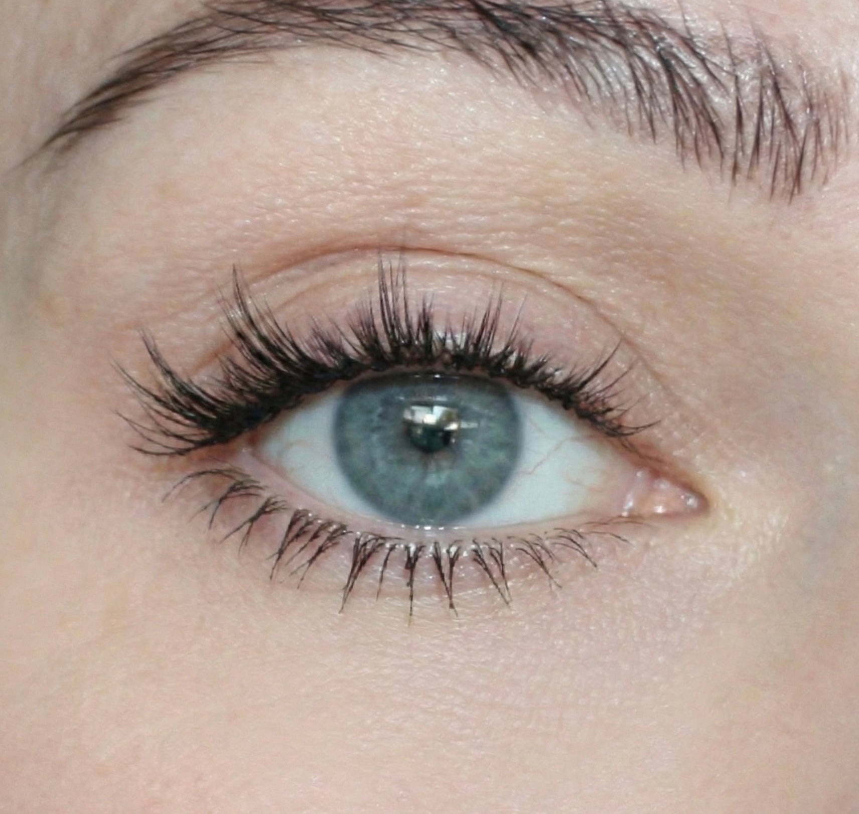 Flare Affair - Mixed Lenght Pre Glued - LIT Lashes